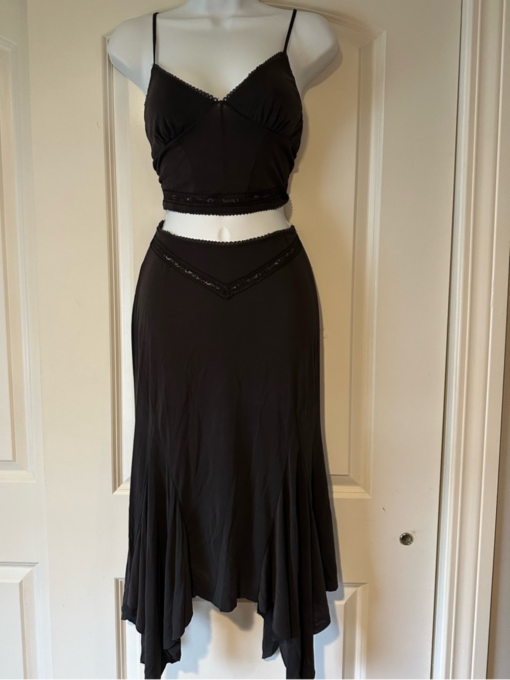 silence + noise Black Lace-Trim Tank Top